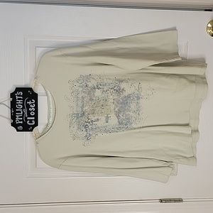 Tape Measure XL 3/4 Sleeve T-Shirt Pale Green Beaded Graphic